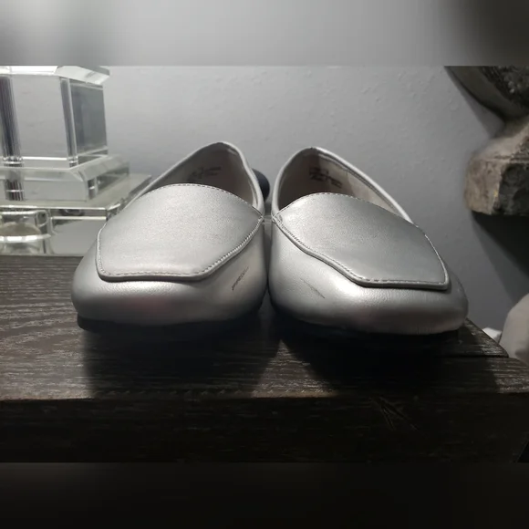 Metallic Loafer Flats Casual Shoes - Picture 3 of 6